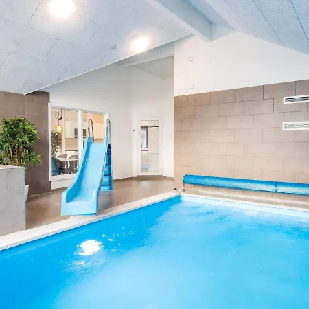 16 Person In Ferienhaus *