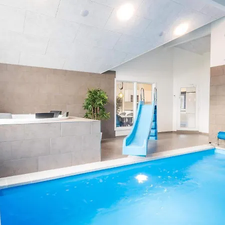 16 Person In Ferienhaus