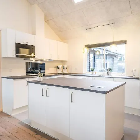 Ferienhaus 16 Person In *